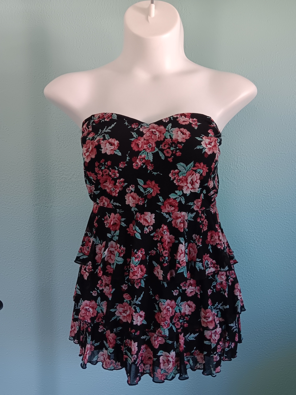 Torrid 4x Strapless Black Floral Ruffle Cami Blouse - Pink & Teal Flowers